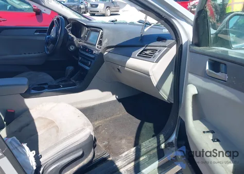 2019 Hyundai Sonata Se из США, поврежденный, VIN 5NPE24AF7KH787478